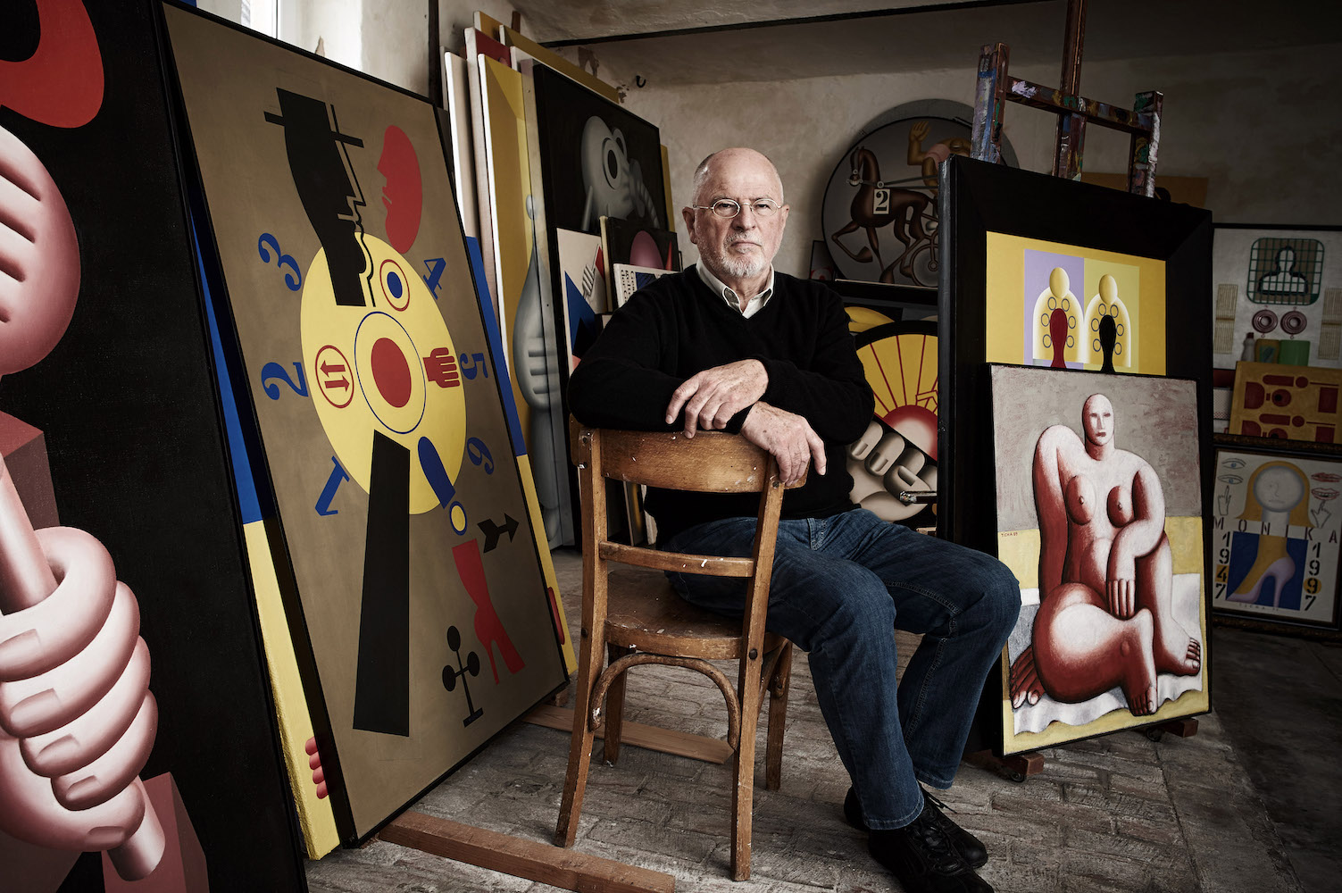 Hans Ticha in seinem Atelier, 2020, Foto: Andreas Labe, VG Bild-Kunst, Bonn 2025