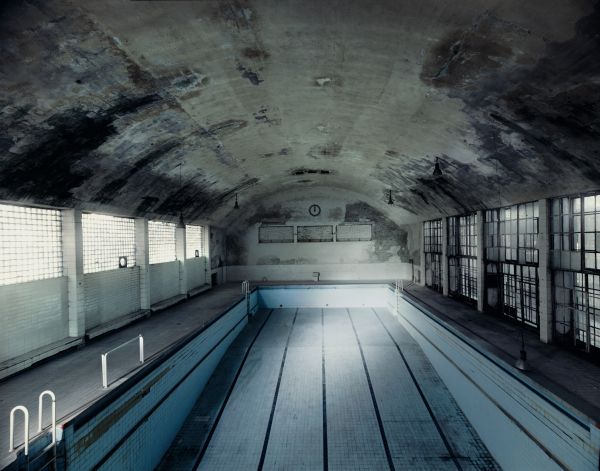 schwimmhalle_olym.jpg